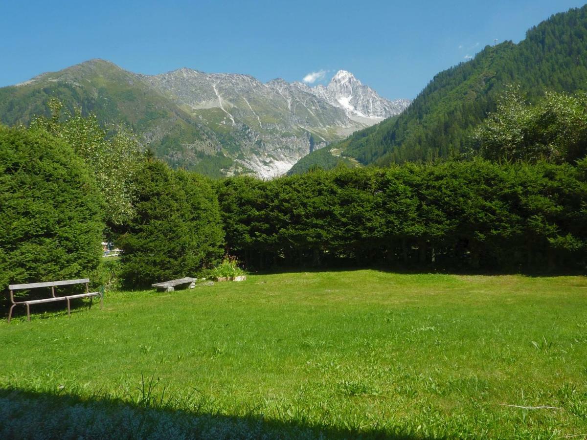 Chalets Pyrene Mont-Blanc Chamonix Buitenkant foto